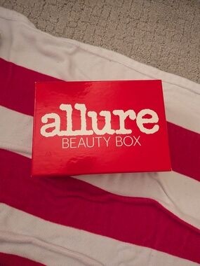 Allure Beauty Box - Red with White Logo